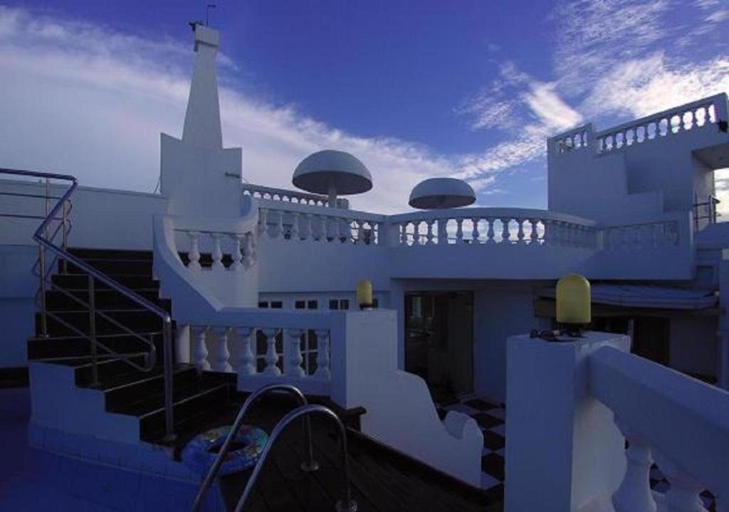 Hotel Royal Castle Negombo Exterior foto